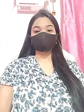 Snapshot of Simran-001 chatting on 12.01.25 Simran-001 online show from 12.01.25