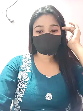 Snapshot of Simran-001 chatting on 12.16.25 Simran-001 online show from 12.16.25