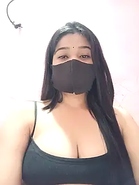 Snapshot of Simran-001 chatting on 02.16.26 Simran-001 online show from 02.16.26