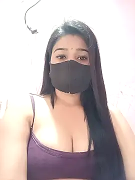 Snapshot of Simran-001 chatting on 02.21.26 Simran-001 online show from 02.21.26