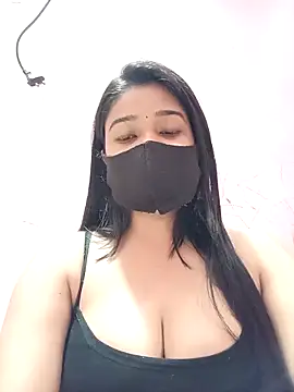 Snapshot of Simran-001 chatting on 02.25.26 Simran-001 online show from 02.25.26