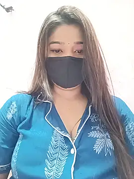 Snapshot of Simran-001 chatting on 06.21.26 Simran-001 online show from 06.21.26