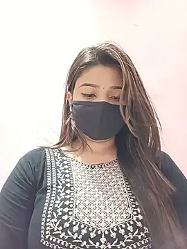 Snapshot of Simran-001 chatting on 06.23.26 Simran-001 online show from 06.23.26