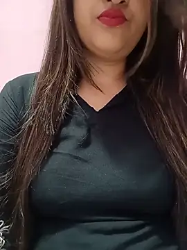 Snapshot of Simran-001 chatting on 07.05.26 Simran-001 online show from 07.05.26