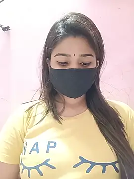 Snapshot of Simran-001 chatting on 07.11.26 Simran-001 online show from 07.11.26