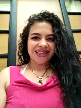 Snapshot of Ariana-07 chatting on 02.17.25 Ariana-07 online show from 02.17.25