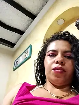 Snapshot of Ariana-07 chatting on 02.17.25 Ariana-07 online show from 02.17.25