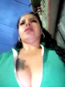 Snapshot of Ariana-07 chatting on 02.24.25 Ariana-07 online show from 02.24.25