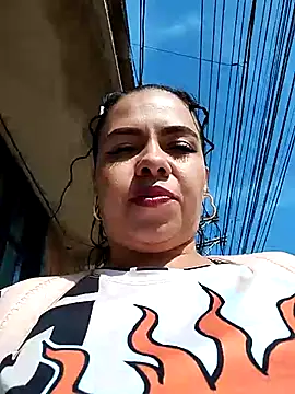 Snapshot of Ariana-07 chatting on 03.10.25 Ariana-07 online show from 03.10.25