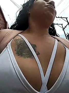 Snapshot of Ariana-07 chatting on 03.11.25 Ariana-07 online show from 03.11.25