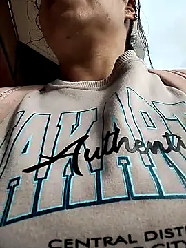 Snapshot of Ariana-07 chatting on 03.17.25 Ariana-07 online show from 03.17.25