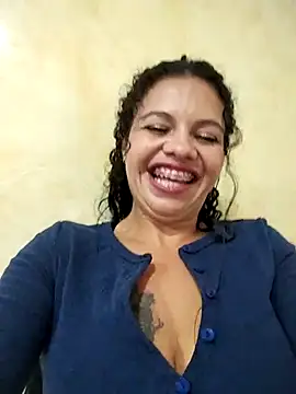 Snapshot of Ariana-07 chatting on 03.21.25 Ariana-07 online show from 03.21.25