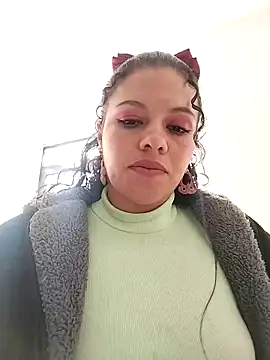 Snapshot of Ariana-07 chatting on 03.22.25 Ariana-07 online show from 03.22.25