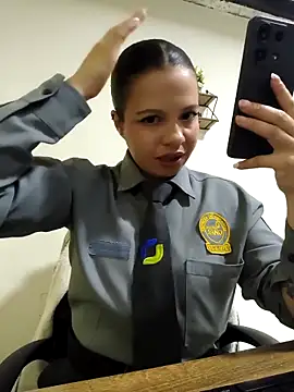 Snapshot of Ariana-07 chatting on 09.19.25 Ariana-07 online show from 09.19.25