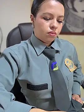 Snapshot of Ariana-07 chatting on 10.13.25 Ariana-07 online show from 10.13.25