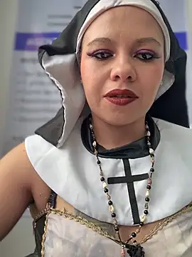 Snapshot of Ariana-07 chatting on 10.31.25 Ariana-07 online show from 10.31.25