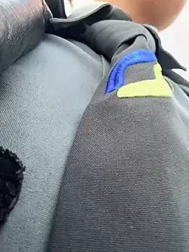 Snapshot of Ariana-07 chatting on 11.13.25 Ariana-07 online show from 11.13.25