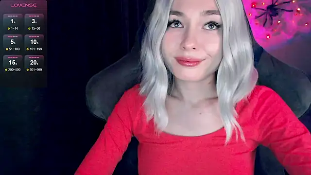 Ohmy Nora  online show from 11.18.25