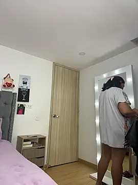 KarlaWild online show from 12.19.25