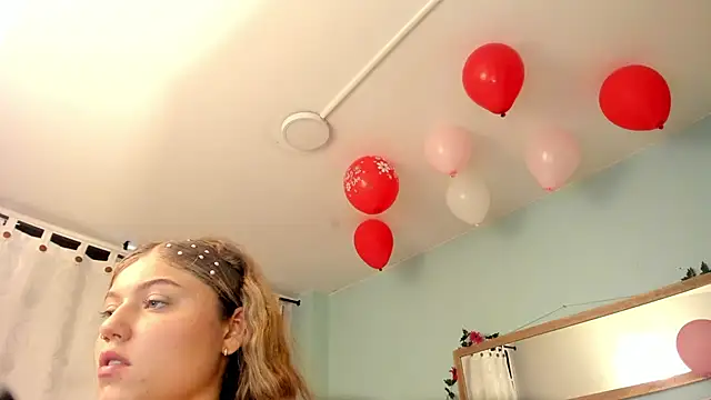 alaia greyy online show from 02.15.25