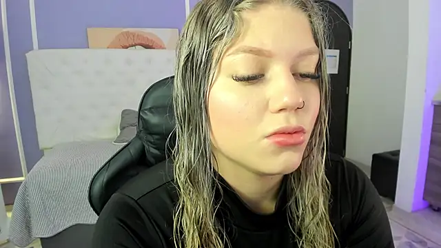 alaia greyy online show from 10.02.25