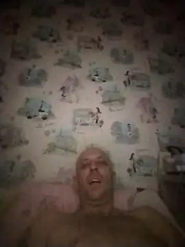 Snapshot of MaxDevilWhite chatting on 11.10.25 MaxDevilWhite online show from 11.10.25