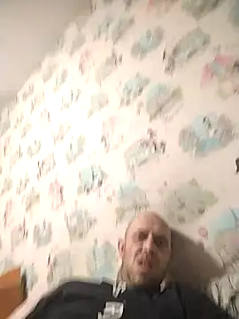 Snapshot of MaxDevilWhite chatting on 11.15.25 MaxDevilWhite online show from 11.15.25