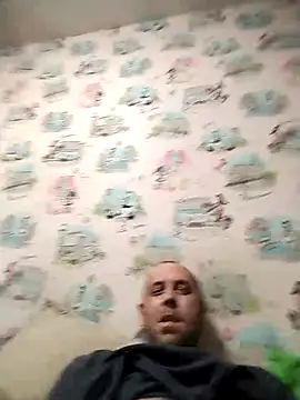 Snapshot of MaxDevilWhite chatting on 11.19.25 MaxDevilWhite online show from 11.19.25