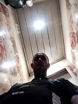 MaxDevilWhite online show from 04.28.26