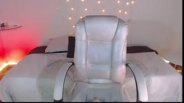 saray  jones online show from 03.11.25