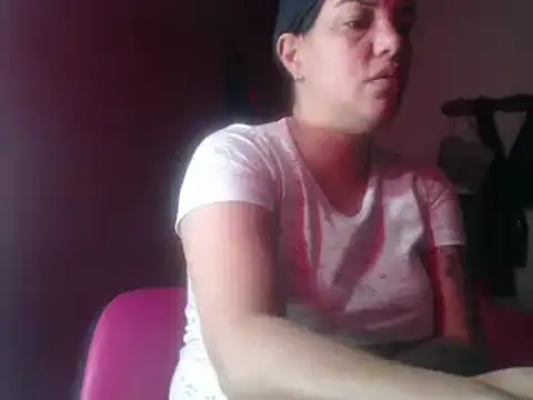 Snapshot of Tammyymilf chatting on 01.31.25 Tammyymilf online show from 01.31.25