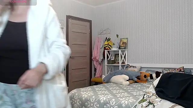 Soffya Soy online show from 05.14.26