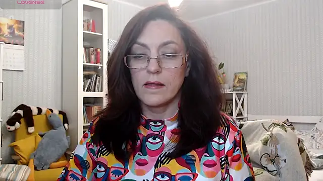 Soffya Soy online show from 05.17.26