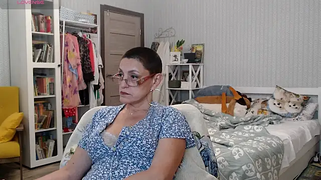 Soffya Soy online show from 05.26.26