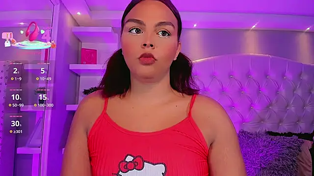 Snapshot of CamiiGarcia chatting on 12.14.25 CamiiGarcia online show from 12.14.25