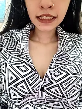 Snapshot of cute_IndianBabe chatting on 09.13.25 cute IndianBabe online show from 09.13.25