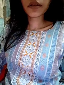 Snapshot of cute_IndianBabe chatting on 10.04.25 cute IndianBabe online show from 10.04.25
