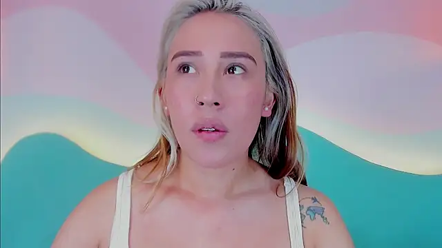 Lannajansen online show from 10.27.25