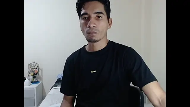 King Liam online show from 01.28.25