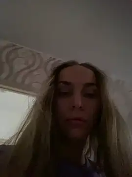 White Lu online show from 02.11.25