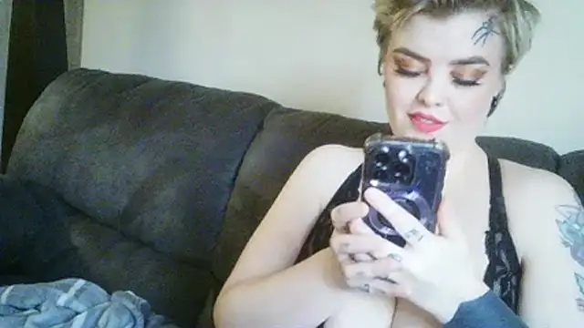 bisexmillenials online show from 12.22.25