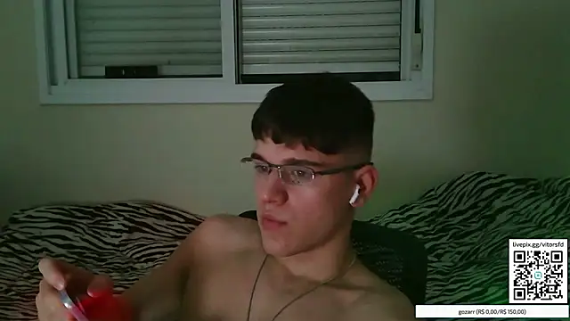 vitorsafado19 online show from 10.26.25