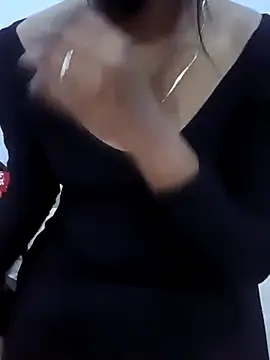 Snapshot of Vedha_Vedhika chatting on 03.01.25 Vedha Vedhika online show from 03.01.25