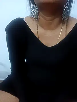 Snapshot of Vedha_Vedhika chatting on 03.09.25 Vedha Vedhika online show from 03.09.25