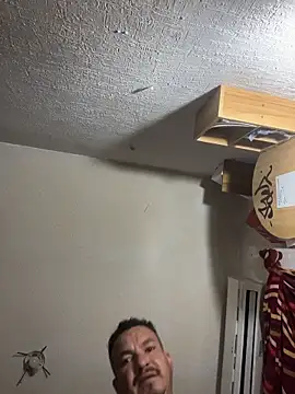 Snapshot of paullliliu chatting on 02.15.26 paullliliu online show from 02.15.26