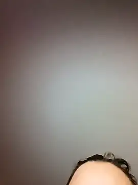 Snapshot of topina8 chatting on 11.25.25 topina8 online show from 11.25.25