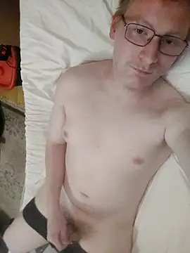 Arttuforyounakedboy online show from 03.17.26