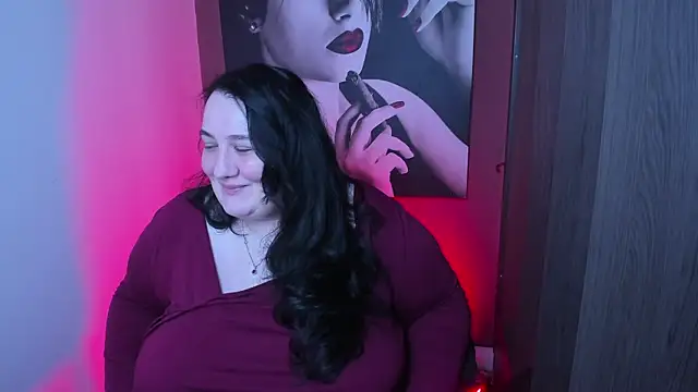 QueenOfHaze online show from 12.15.25