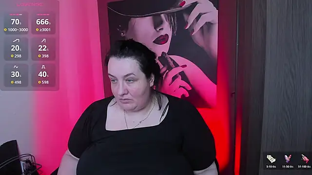 QueenOfHaze online show from 05.05.26