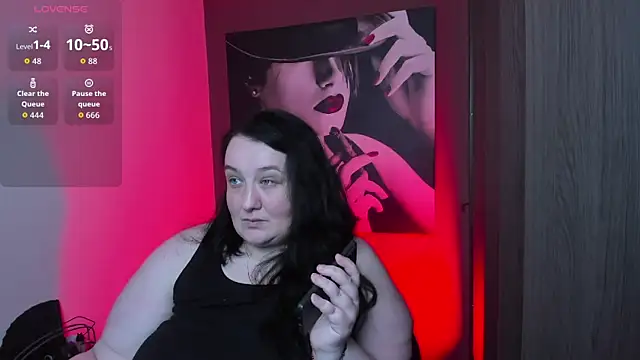 QueenOfHaze online show from 05.11.26